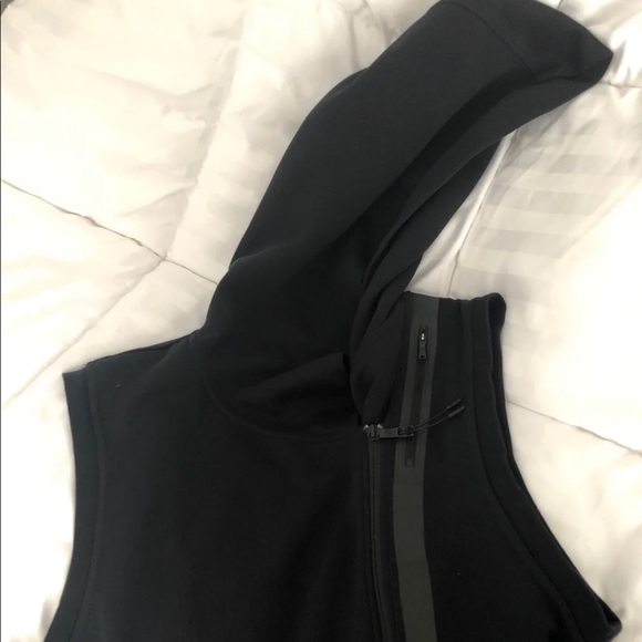 Nike Tech Fleece Hoodie Vest W - Picture 2 of 4